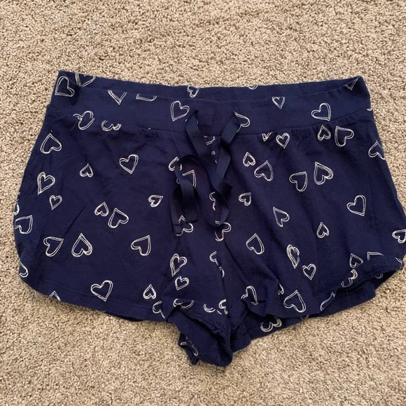 GAP - 2 pair sleep shorts. 🌸 - Picture 3 of 4